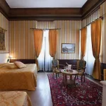 Corte Dei Greci Venice