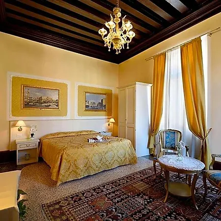 Corte Dei Greci